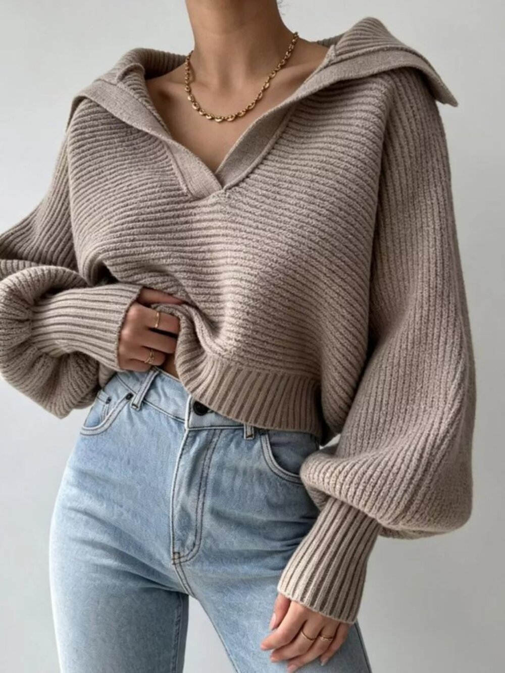 Oversized Collar Ribbed Cropped Sweater - Picture 4 of 5